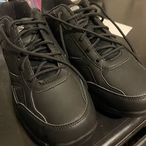brand new sketcher nonslips